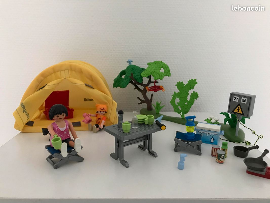 Playmobil - Famille et tente de camping (image 1)