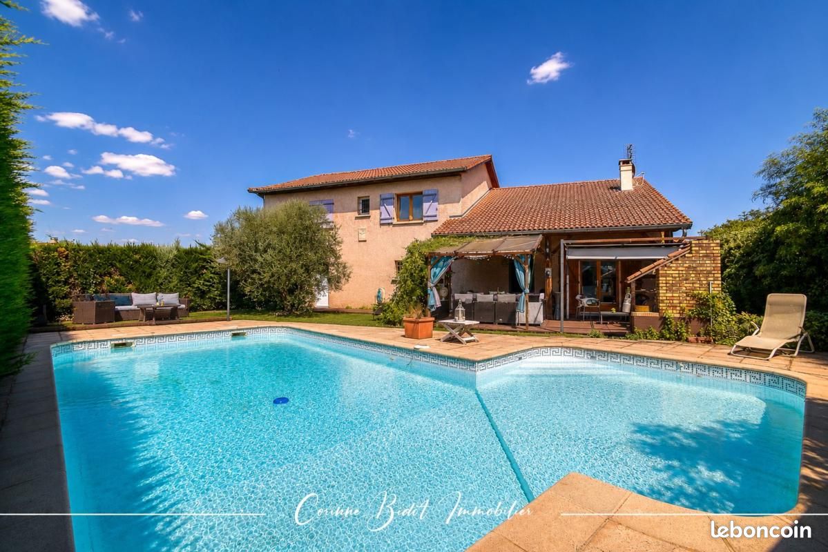 Maison 8 pièces 160 m² · à Mions · 160 m² · 519 000 €