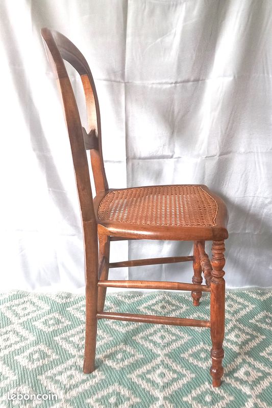 Chaise Louis Philippe en Noyer Assise Cannée (image 2)