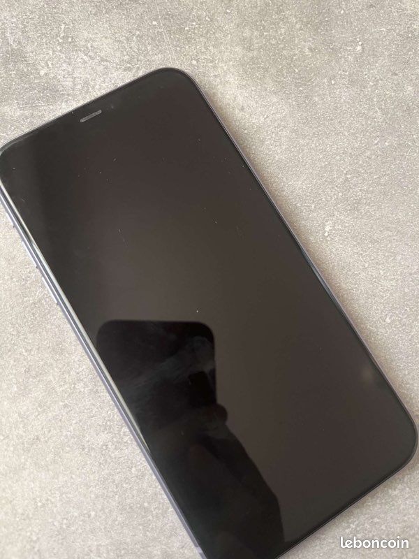 IPhone 11 (image 4)