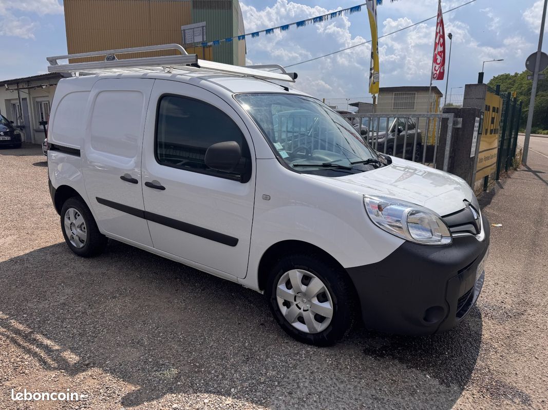 Renault Kangoo 1.5 dCi S&S 75 ch grand confort (image 1)