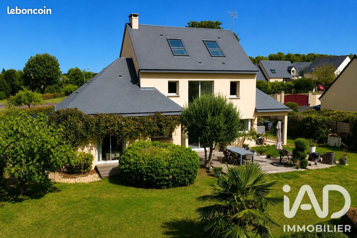 Maison 8 pièces 198 m² · à Saint-Lô · 198 m² · 559 000 €