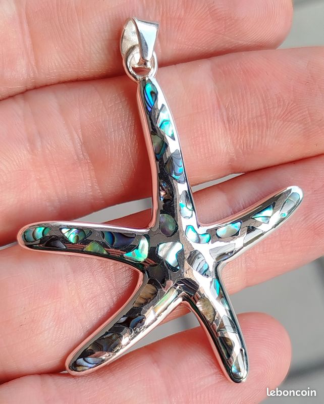 Collier avec pendentif zircone cubique étoile de mer