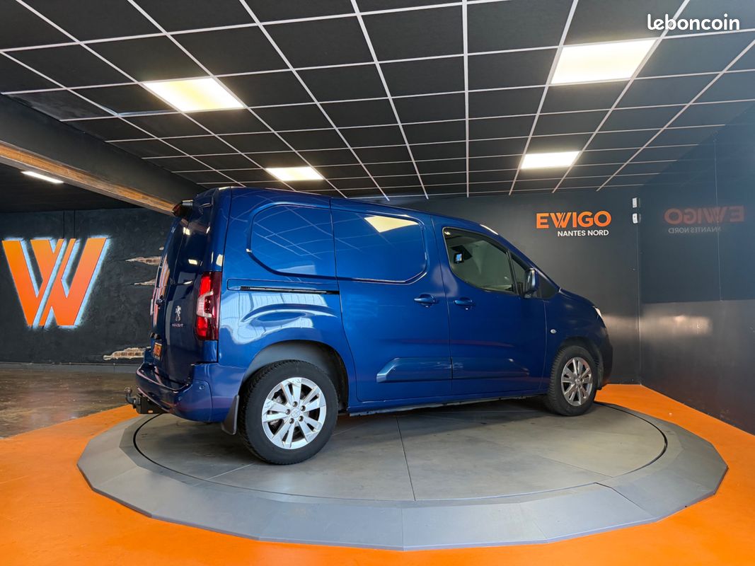 Peugeot partner vu fourgon 1.5 bluehdi 130 1000kg l1 m 10409 ht / attelage / caméra de recul (image 28)