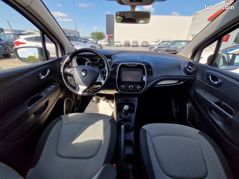 Renault CAPTUR 0.9 TCE 90CH STOP&START ENERGY BUSINESS ECO² EURO6 2016 (image 11)