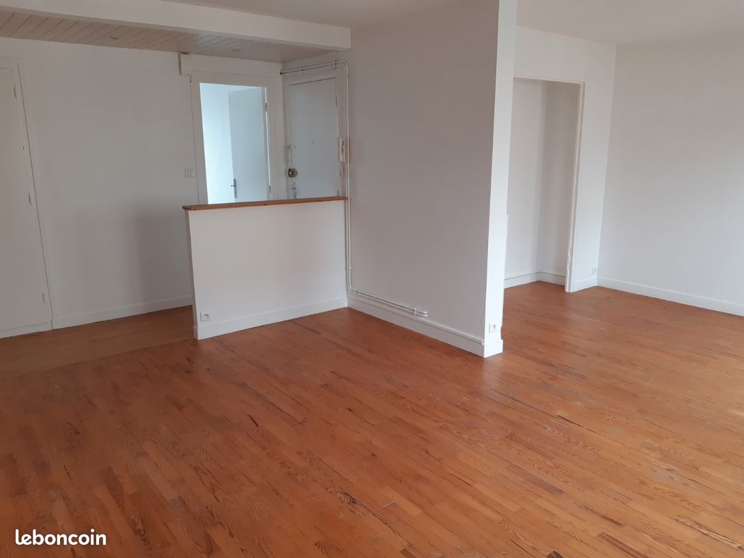 Appartement 3 pièces 63 m² · à Brest · 63 m² · 740 €