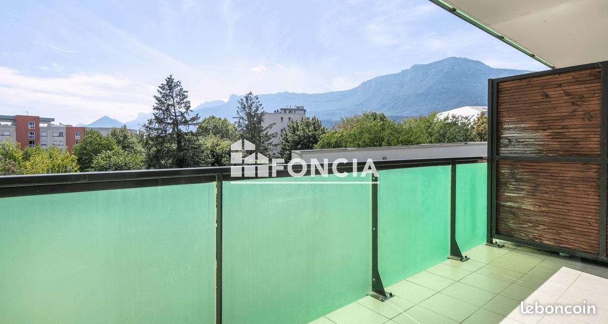 T3 – 63 m² avec possibilité de garage et balcon plein sud – Centre d'Échirolles (image 2)