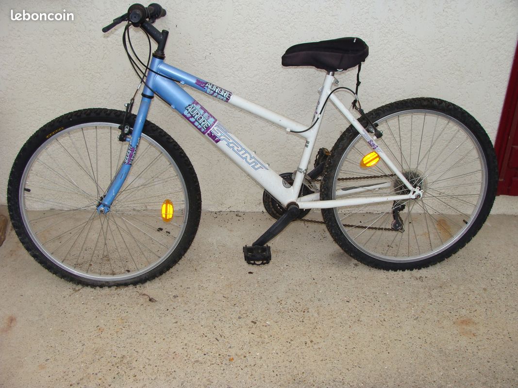 Vélo vtt sprint bike modèle femme Aurore 26 pouces taille L Vélos