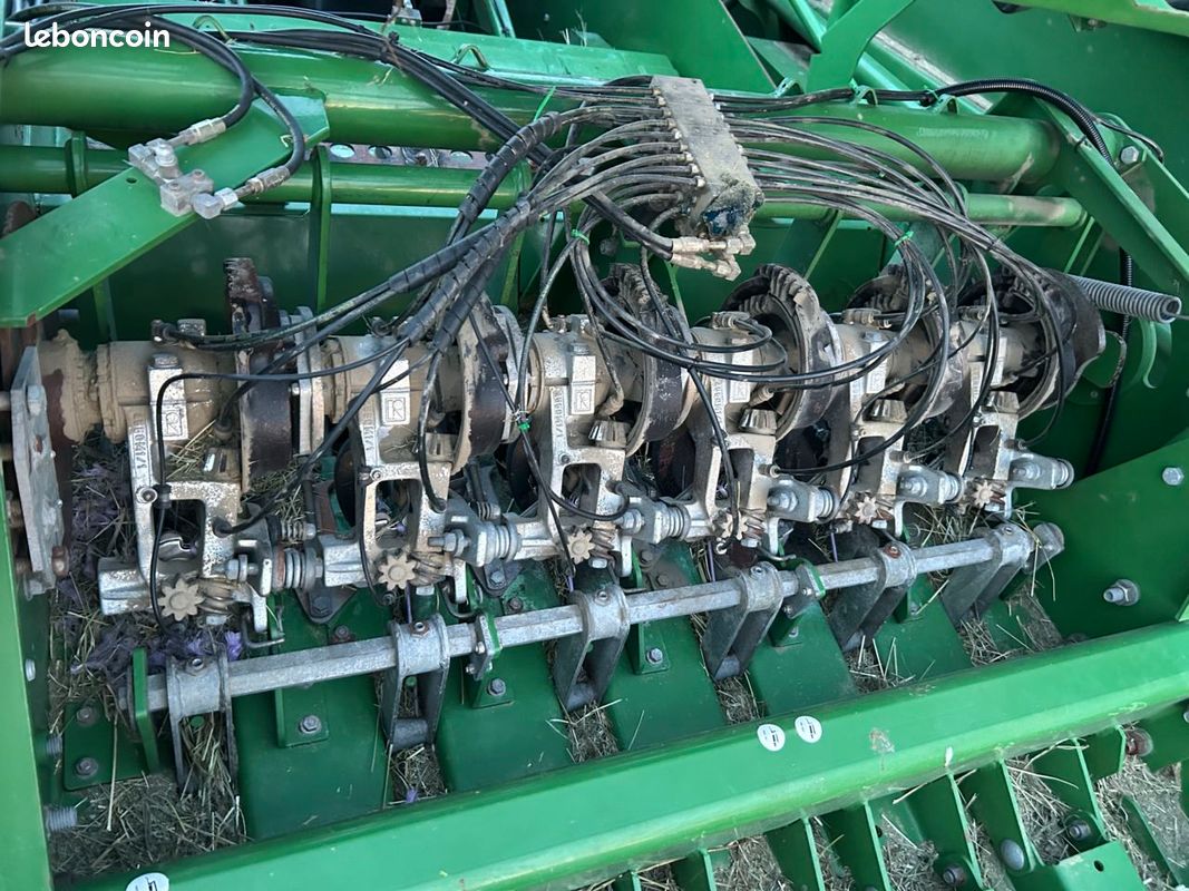 John Deere 1424 C (image 7)