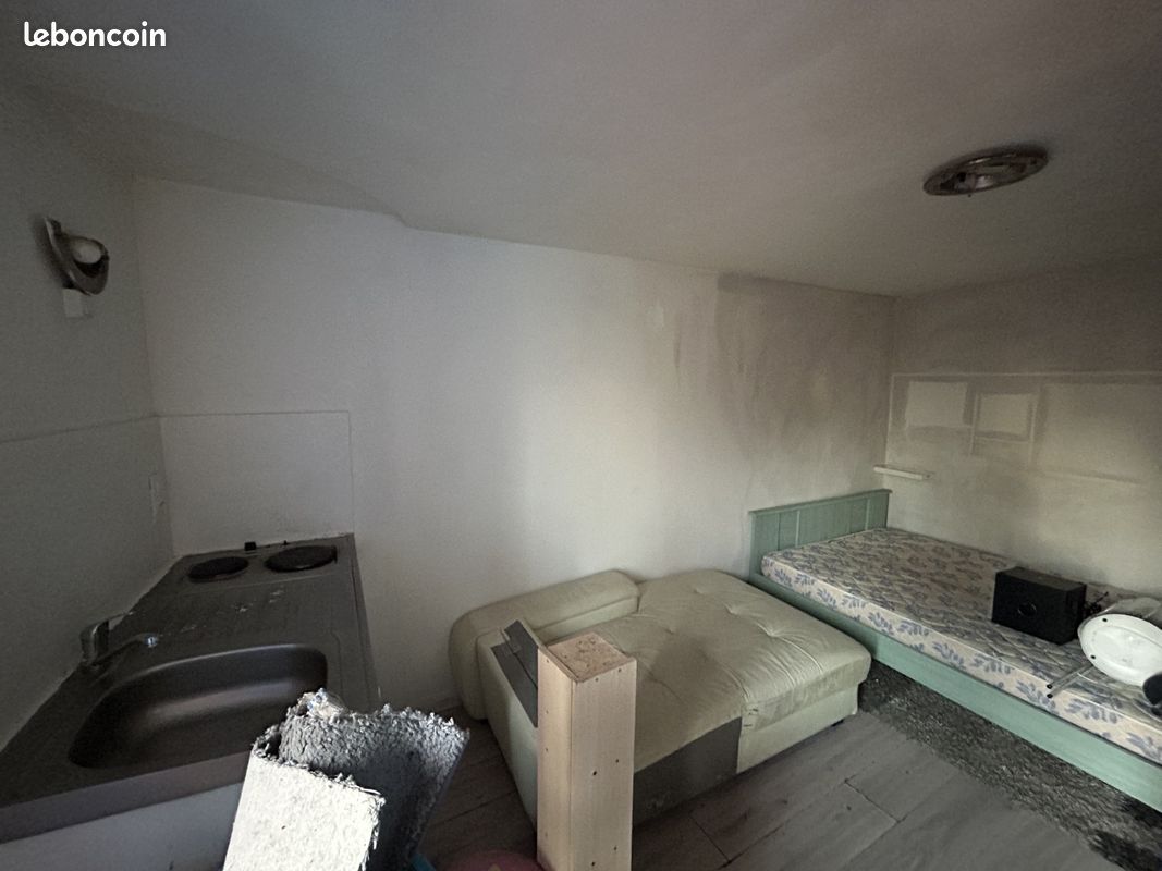 Appartement 1 pièce 20 m² · à Quimper · 20 m² · 275 €