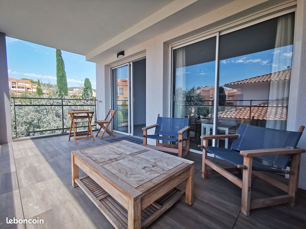 Appartement 3 pièces 71 m² · à Carqueiranne · 71 m² · 421 000 €