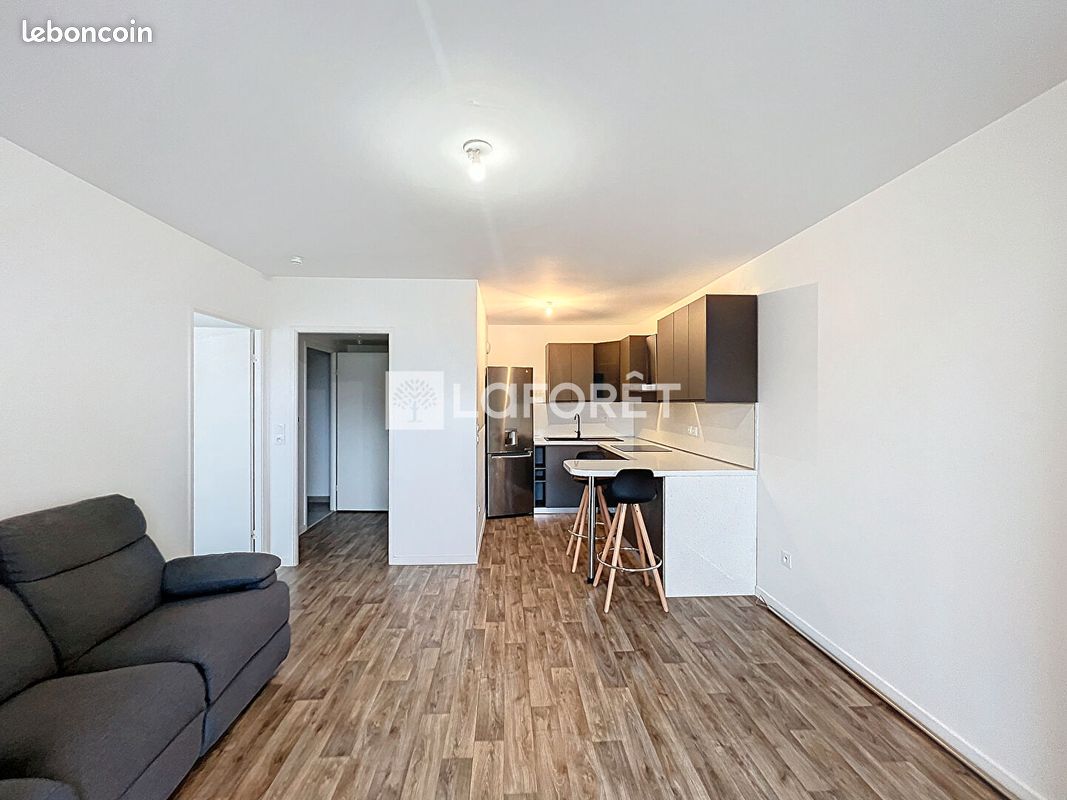 Appartement 2 pièces 42 m² · à Vert-Saint-Denis · 42 m² · 856 €/mois