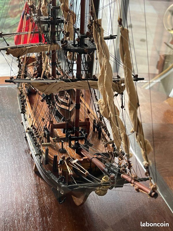 Maquette bateau bois ancien - Le Bounty (image 11)