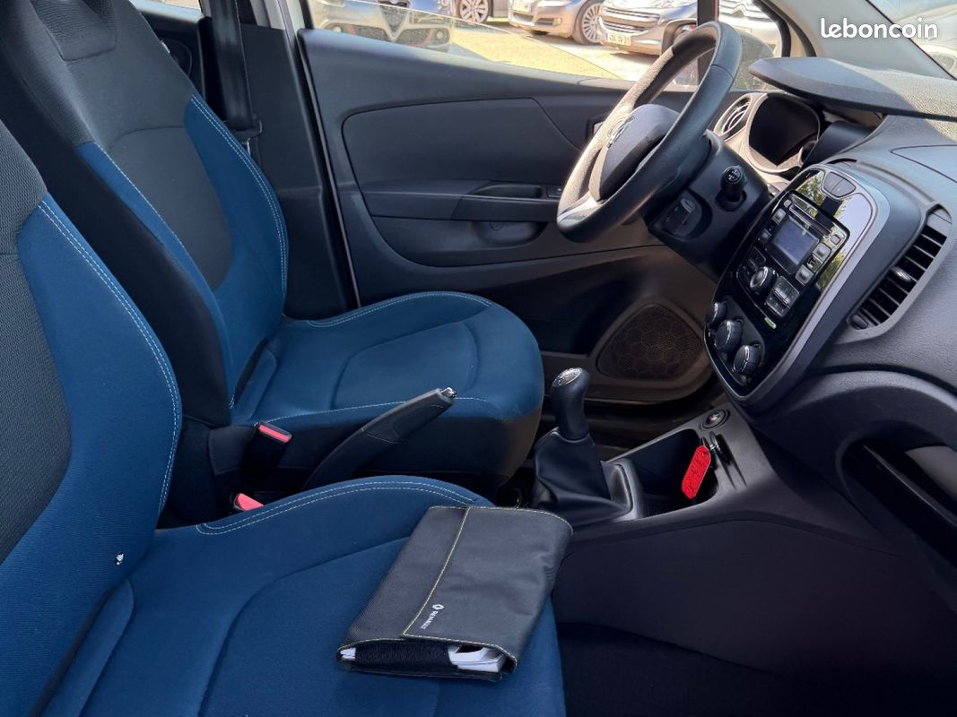 RENAULT CAPTUR TCe 90 Energy Life (image 29)
