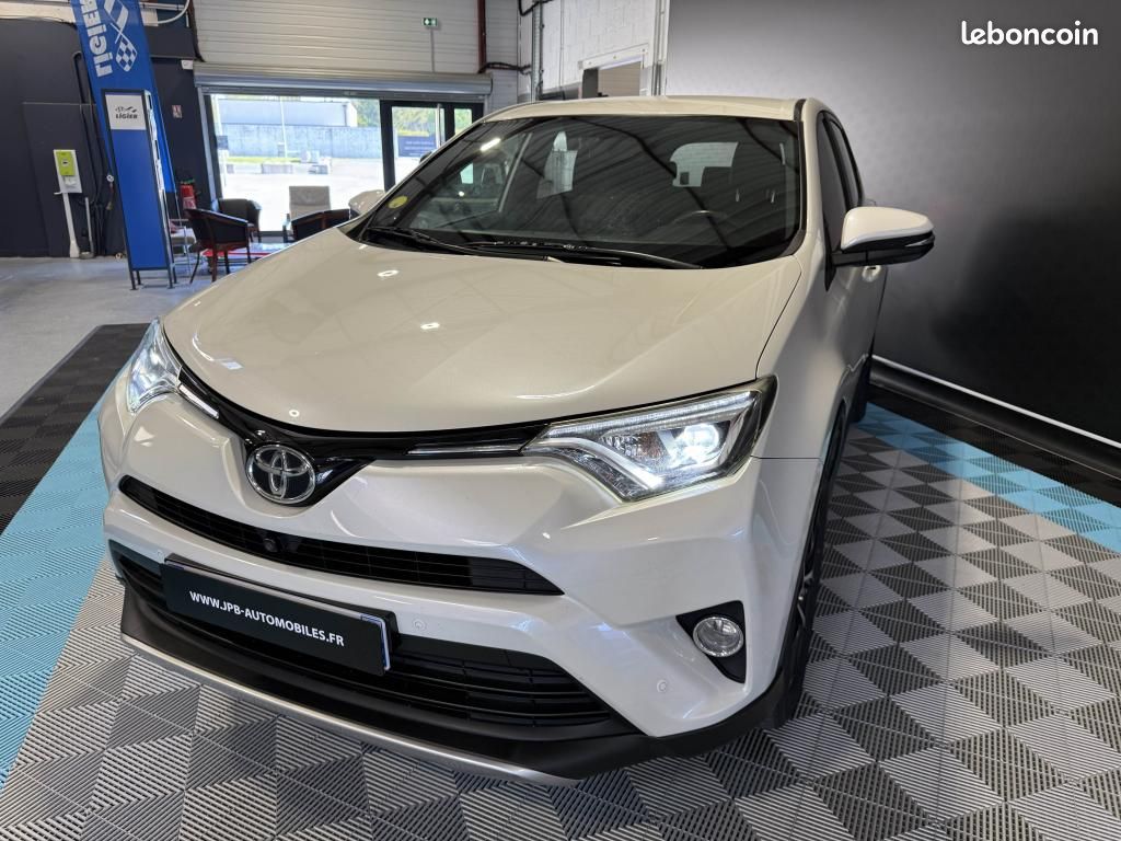 TOYOTA RAV 4 143 CH D-4D 4x2 Design Business - GARANTIE 12 MOIS (image 30)