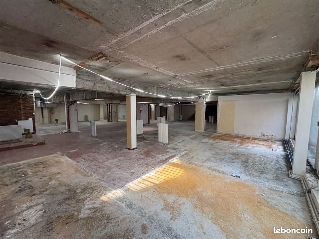 Boutique 250 m² PARIS (image 2)
