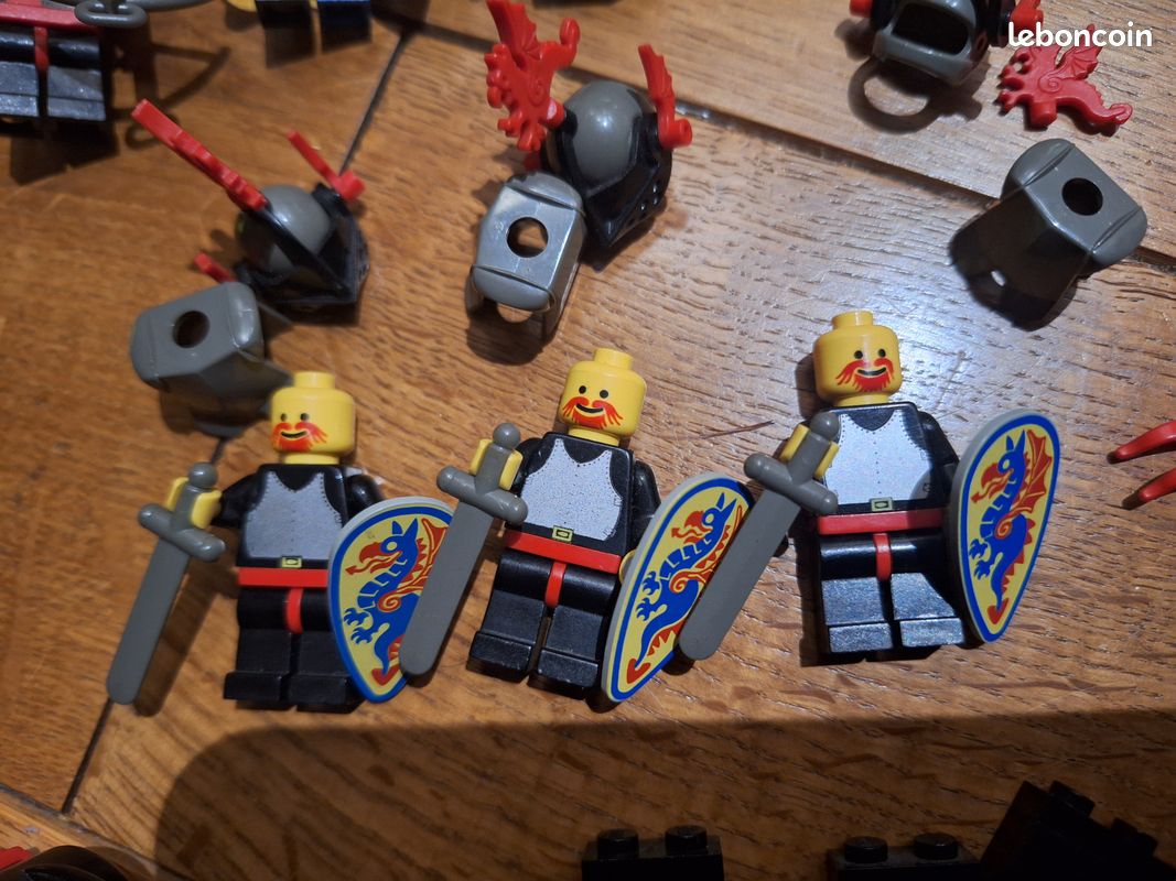 Lot exceptionnel Lego castle vintage 6105 et 6009 Jeux Jouets