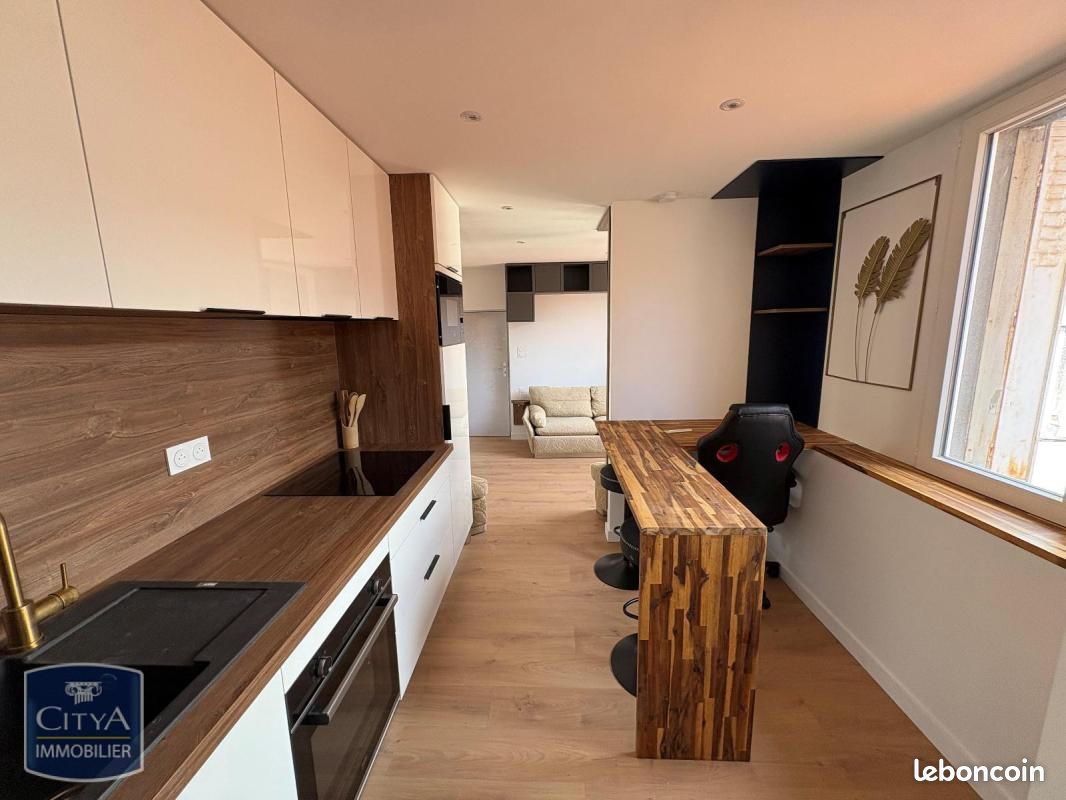 Appartement 1 pièce 20 m² · à Riom · 20 m² · 520 €