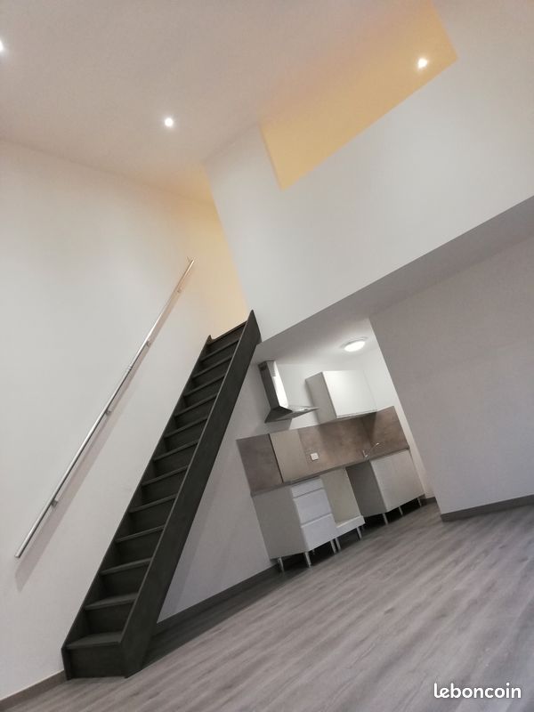 Appartement 2 pièces 70 m² · à Beaumont-le-Roger · 70 m² · 700 €