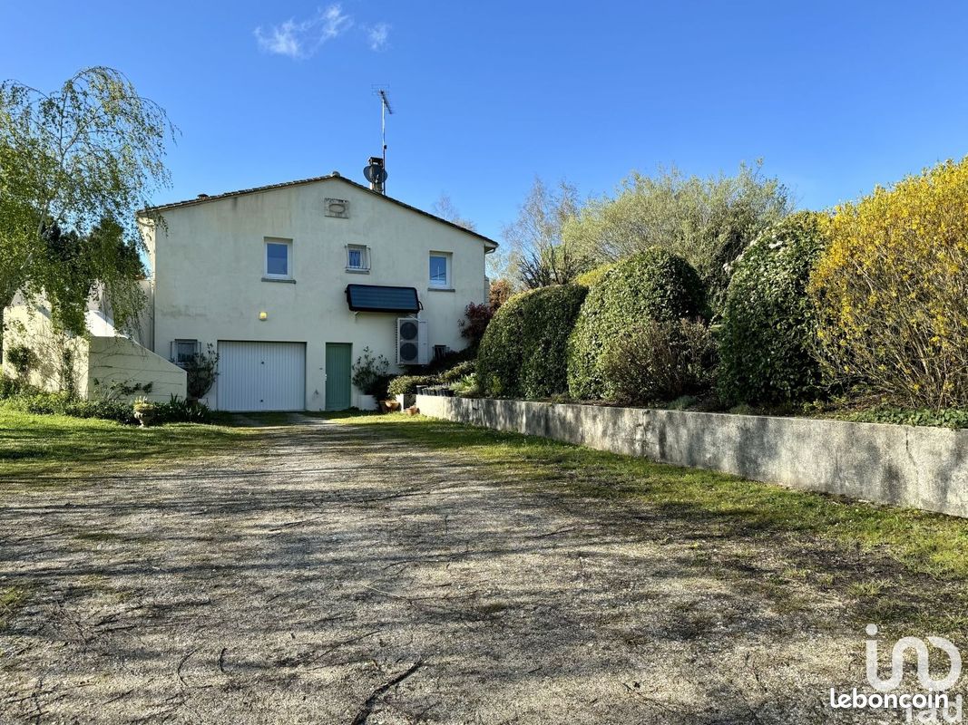 Maison 8 pièces 193 m² - Pérignac 16250 (image principale 15)