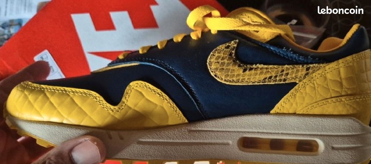 Nike Air Max michigan Co JP taille neuves et jamais portées