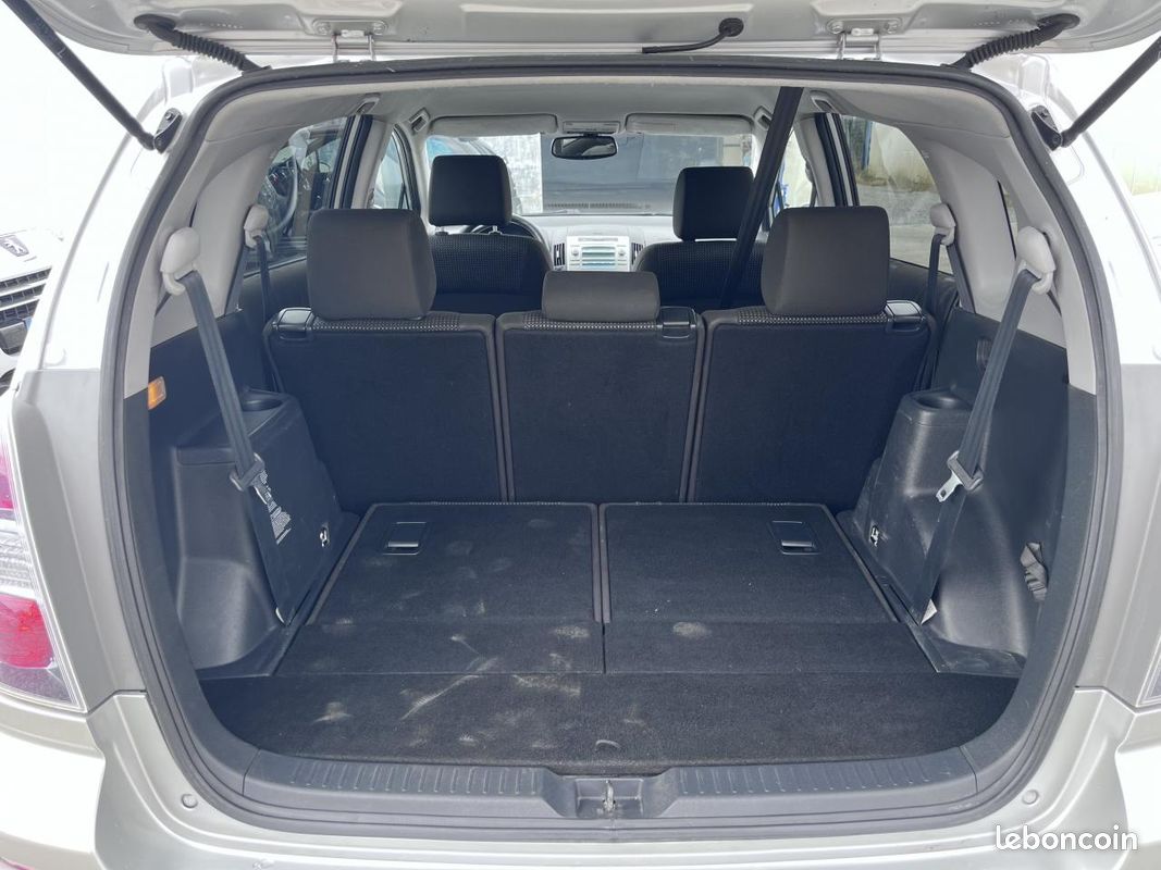 TOYOTA COROLLA VERSO 7 PLACES 177 D-4D Clean CHAINE DE DISTRIBUTION (image 17)