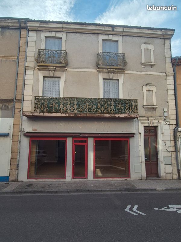 Local commercial 8 pièces 215 m² · à Saint-Vallier · 215 m² · 169 000 €