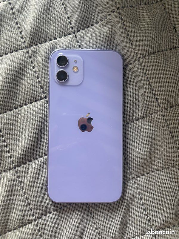 IPhone 12 violet - écran neuf (image 1)