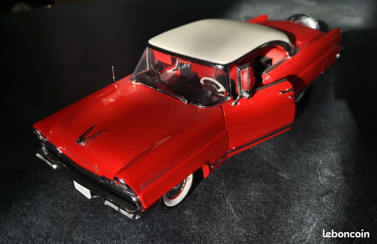 Modèle Réduit 1:18 Sunstar - Lincoln Premiere 1956 - Quasi-neuf Avec Boîte - Occasion