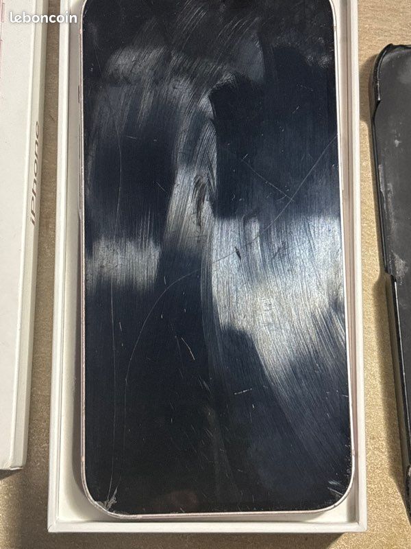 IPhone 13 (image 4)
