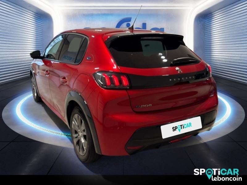 Peugeot 208 e-208 136ch Style (image 14)