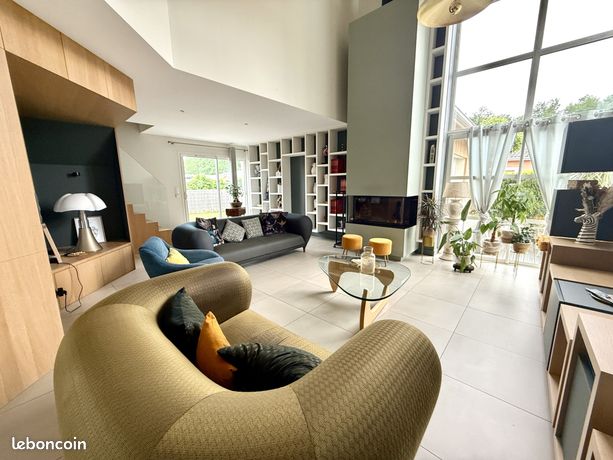 Propriété 6 pièces 178 m²