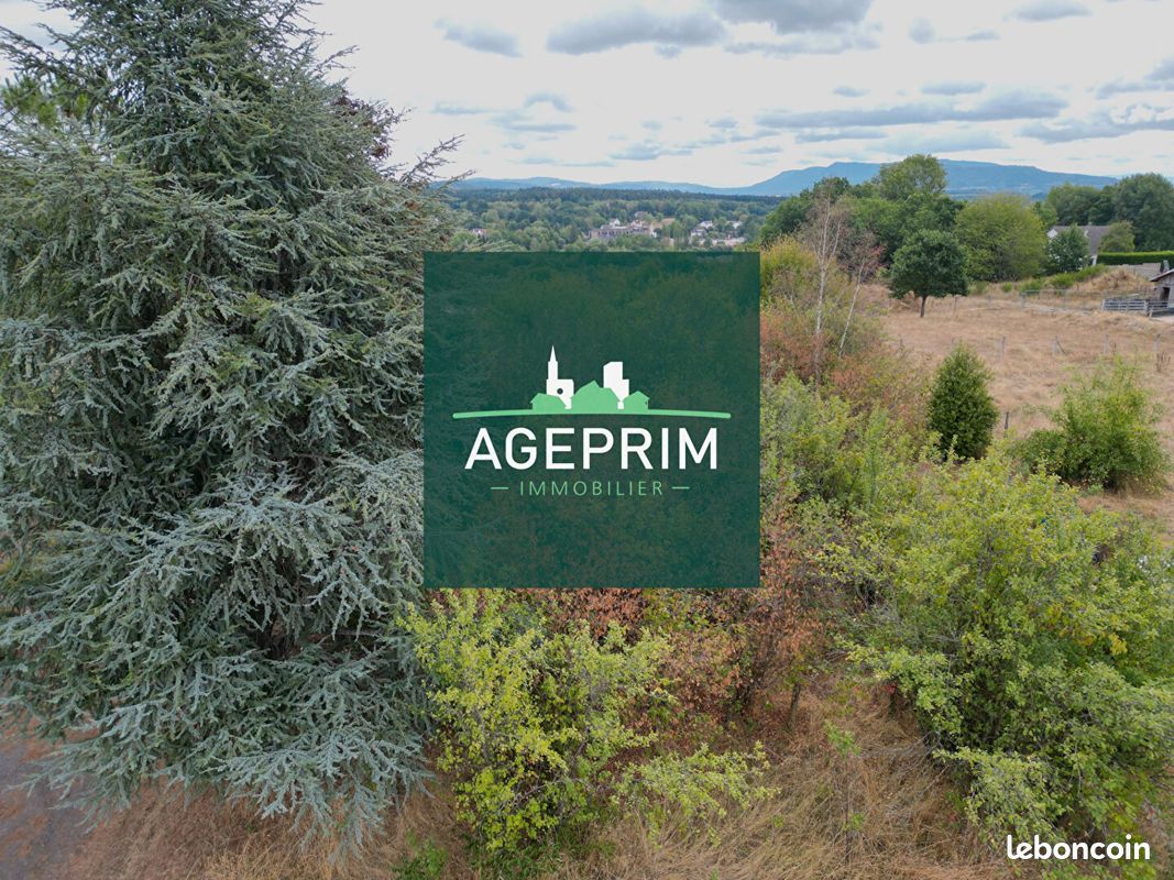 Terrain 3651 m² · à Étival-Clairefontaine · 3 651 m² · 39 900 €