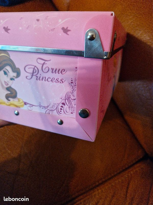 2 boîtes NEUVES princesse Disney (image 4)