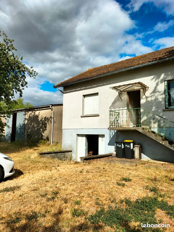 Vend maison ingrandes · à Oyré · 120 000 €
