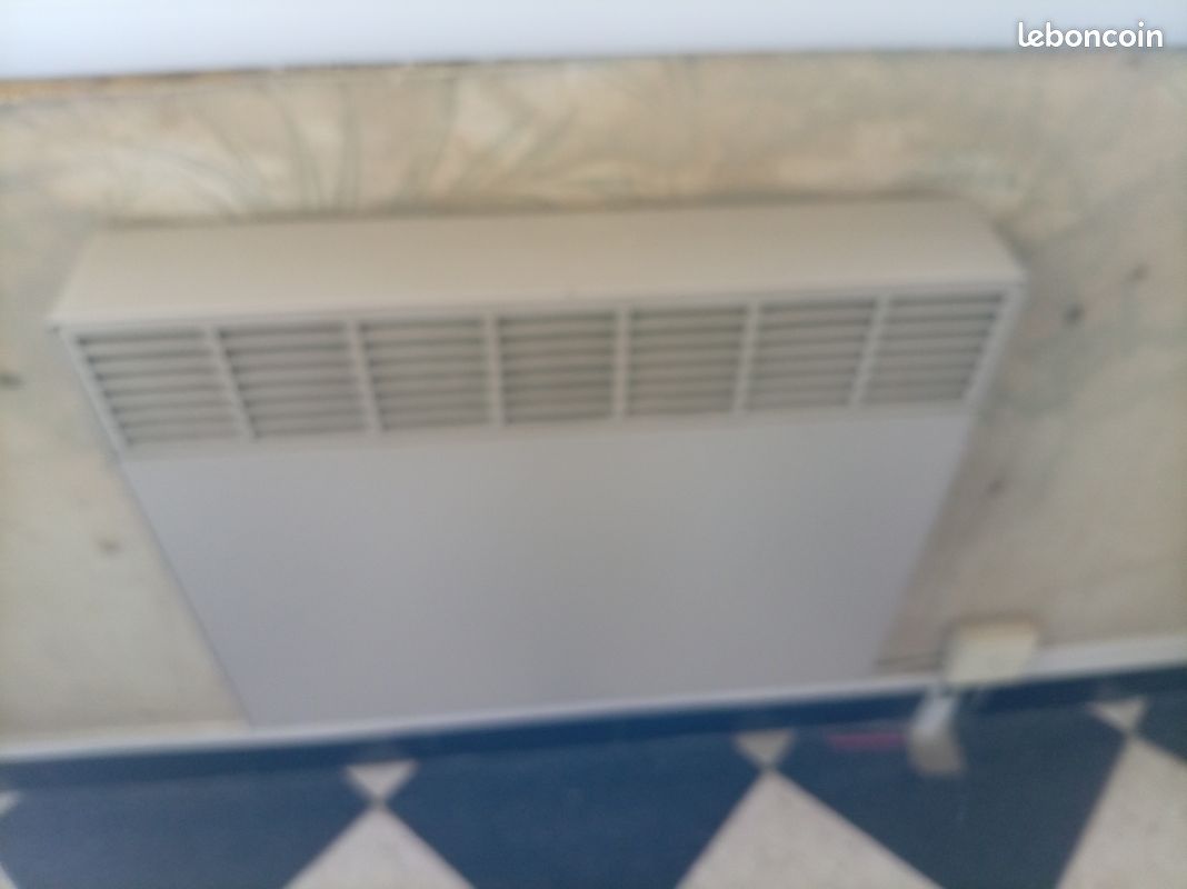 Lot de 7 Radiateur Electrique ( 200 les 7 NEGOCIABLE ) )de différentes grandeur , avec supports et câble . Envoi des dimensions sur demande (image 4)