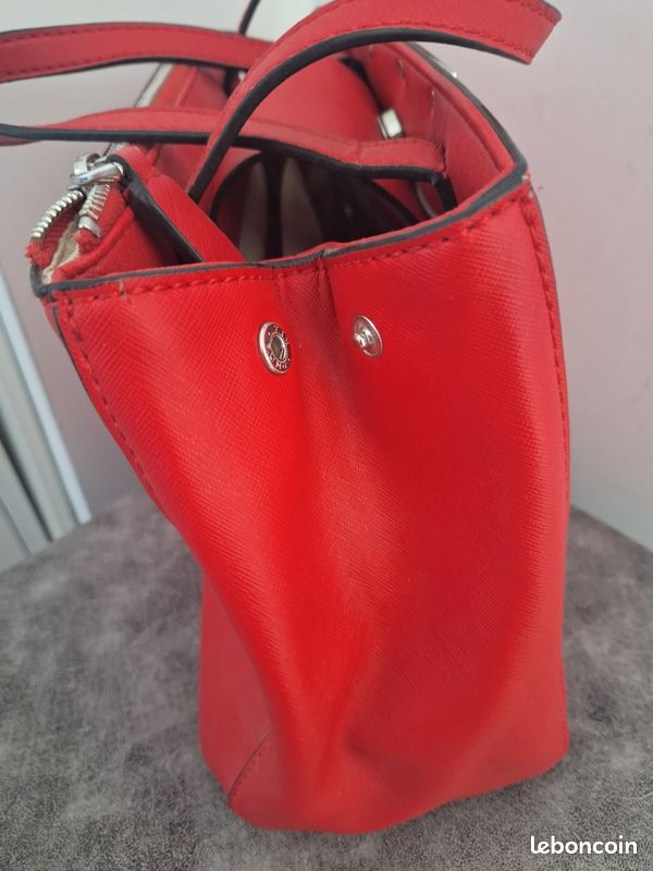 Sac à main femme GUESS Accessoires Bagagerie