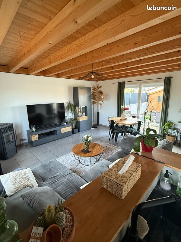 Maison 4 pièces 80 m² · à Champdieu · 80 m² · 215 000 €