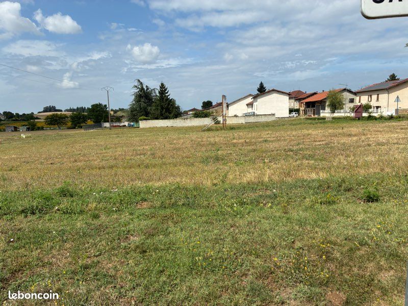 Terrain à construire · à Pajay · 63 050 €