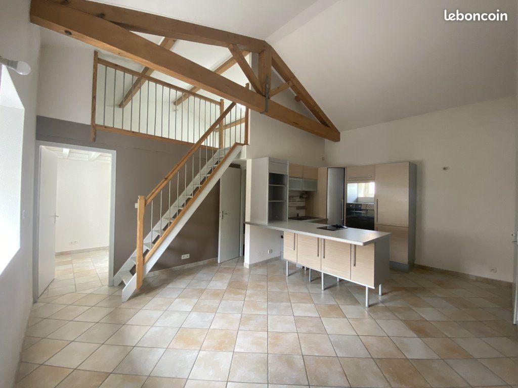 Appartement 2 pièces 41 m² · à Boisset-lès-Montrond · 41 m² · 570 €/mois
