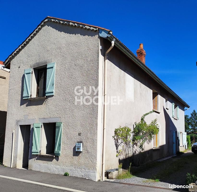 Maison 6 pièces 162 m² · à Mornand-en-Forez · 162 m² · 159 000 €
