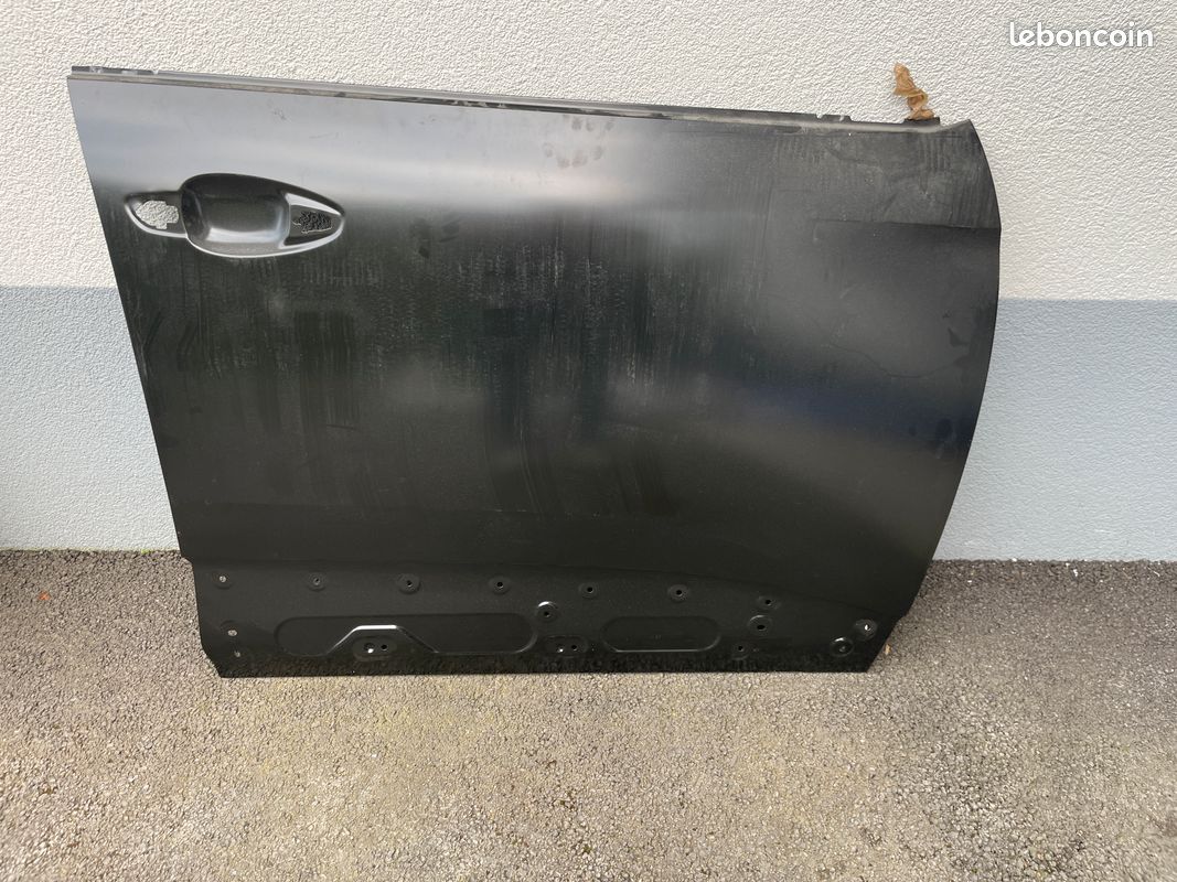 Panneau De Porte Avant Droit Pour Peugeot 3008 II (M4/MC/MJ/MR) 2017 - Réf. 98157503BY - Occasion
