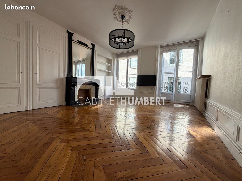 Appartement 3 pièces 86 m² · à Saint-Étienne · 86 m² · 125 000 €