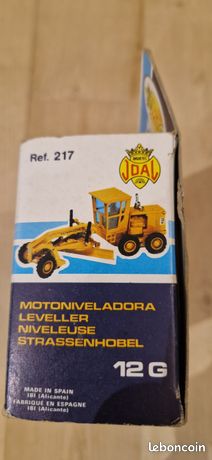 Miniature CAT Niveleuse 12G – NZG – Échelle 1/50 – Moulée Sous Pression – Occasion