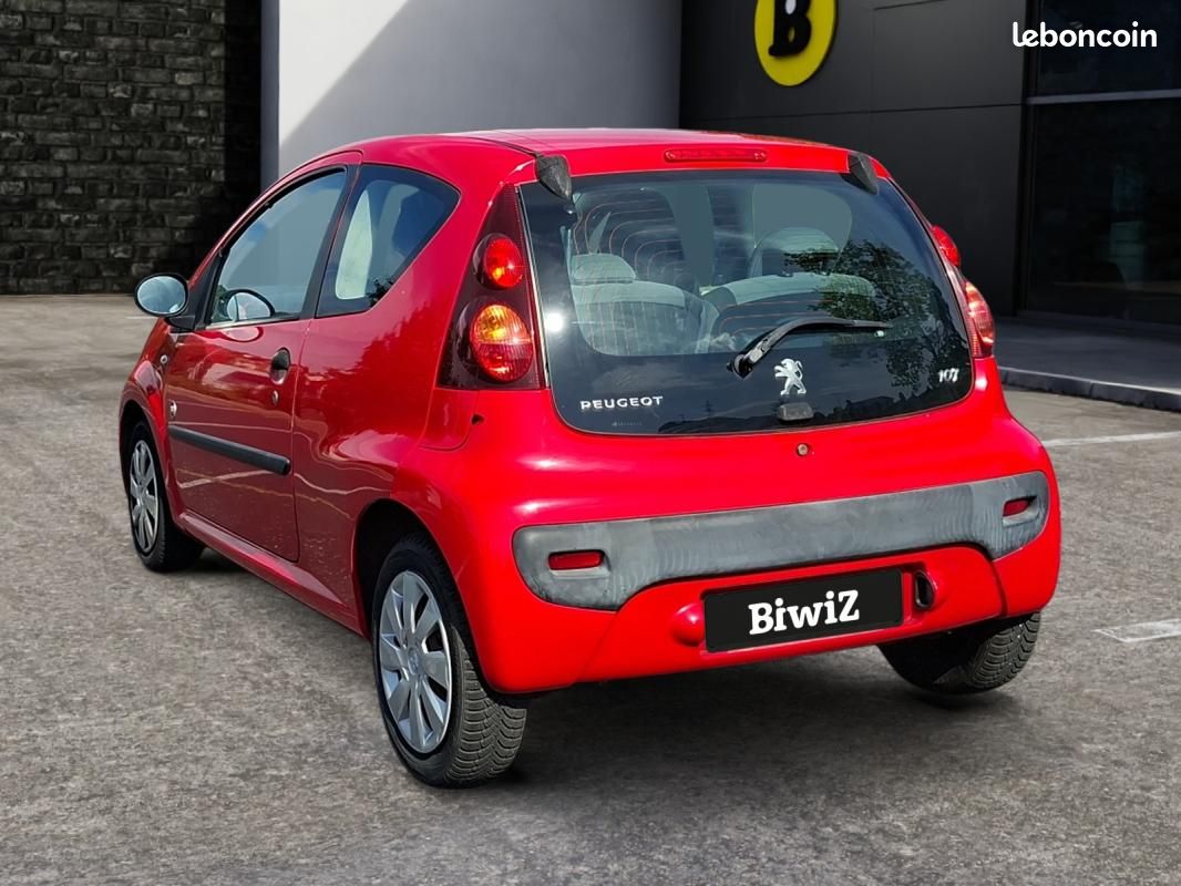Peugeot 107 1.0 70 ch Serie-64 /Entretien complet (image 3)