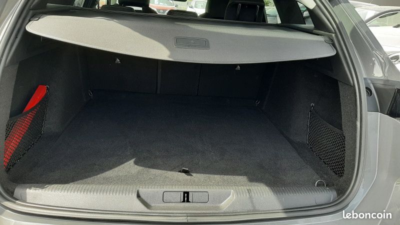 Peugeot 308 SW 1.2 HYBRID 136CH ALLURE E-DCS6 (image 9)