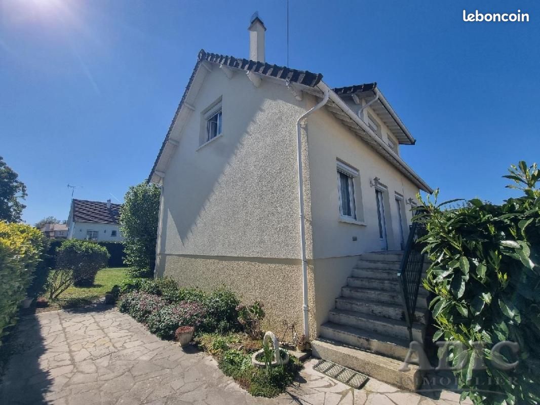 Maison 6 pièces 109 m² · à Saint-Mard · 109 m² · 329 000 €