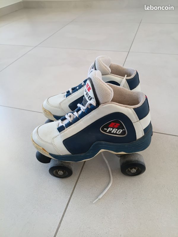 Patins à Roulettes Vintage Quads – Pointure 39 – Unisexe (occasion)