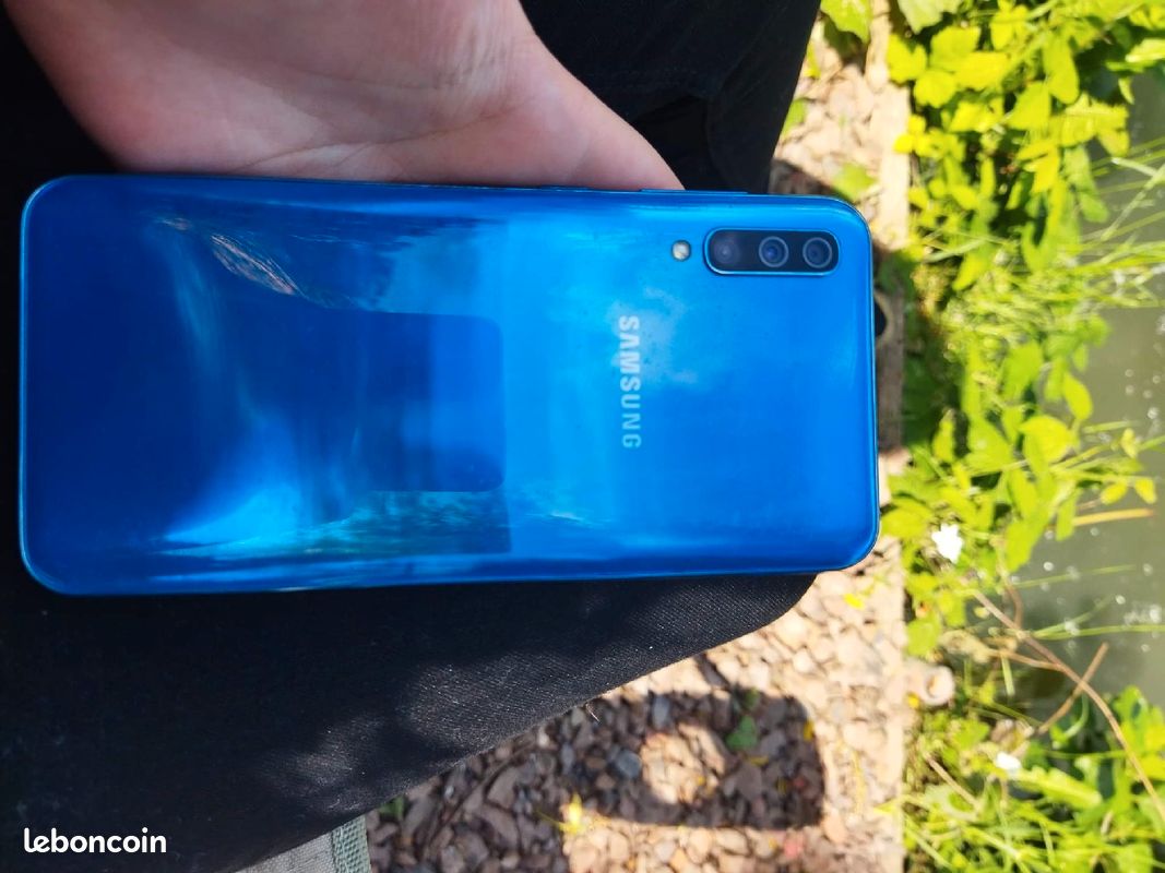 Samsung A50 (image 3)