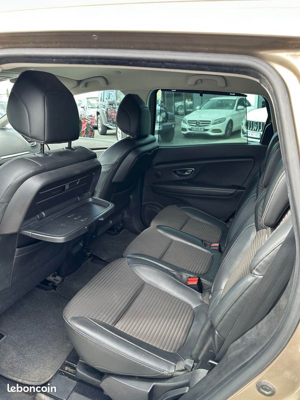 Renault scenic 1.6 dci 160ch energy 7 places boite auto (image 8)
